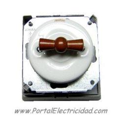CONMUTADOR SIMPLE BLANCO. MANETA MIEL
